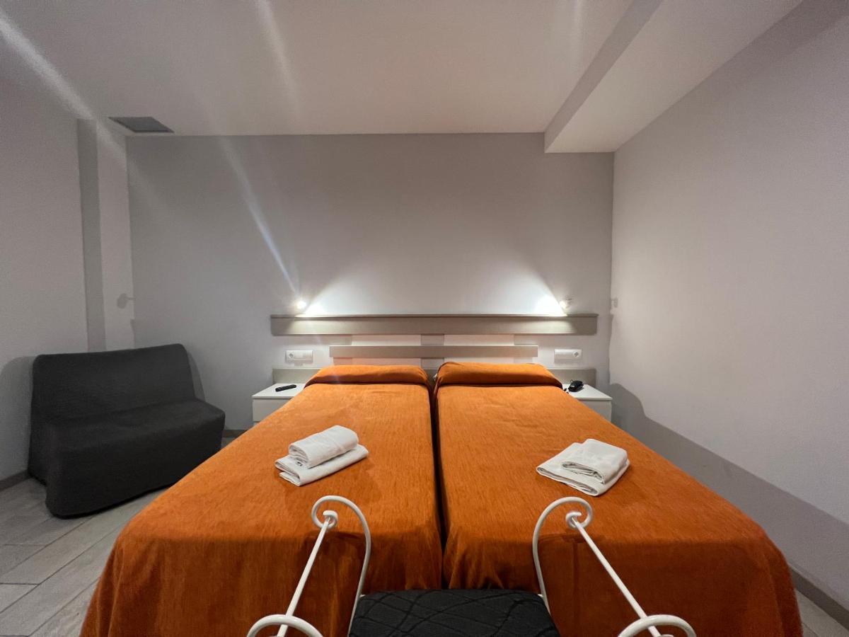 Apartamentos Comfort Calella Exterior foto