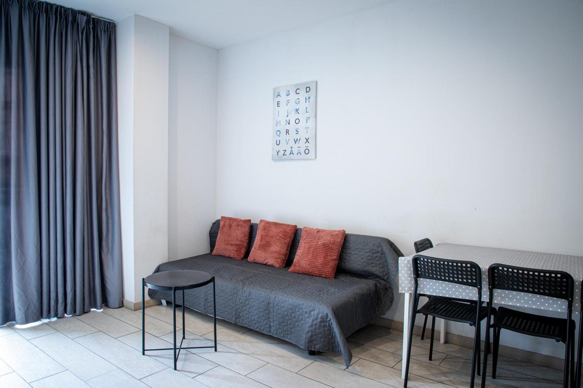 Apartamentos Comfort Calella Exterior foto