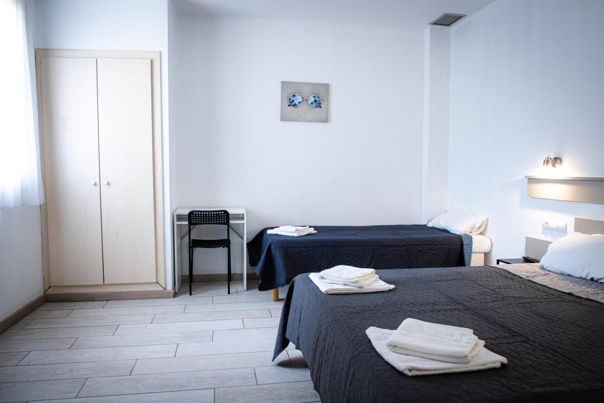 Apartamentos Comfort Calella Exterior foto